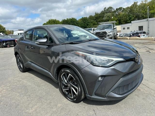 Photo 7 of 2020 TOYOTA C-HR XLE (VIN NNMTKHMBX2LR10585)
