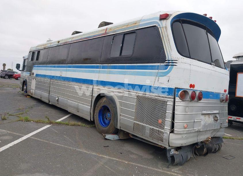 Photo 3 of 1976 Gmc Bus MOTORH (VIN P8M4905A1399)