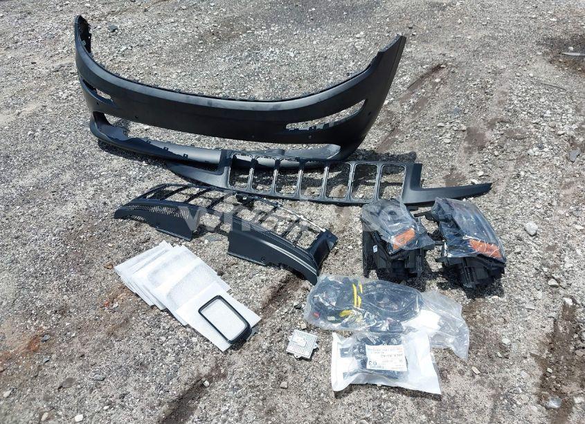 Photo 9 of 2016 Jeep Grand CHEROKEE SRT NIGHT (VIN PARTS 4 A JEEP)