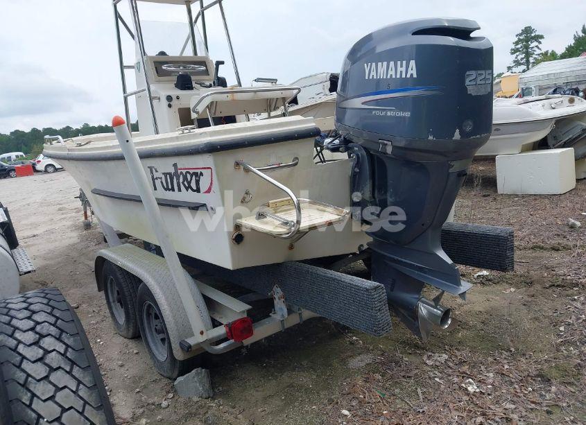 Photo 3 of 2002 Parker Marine BOAT (VIN PYMBB152G001)