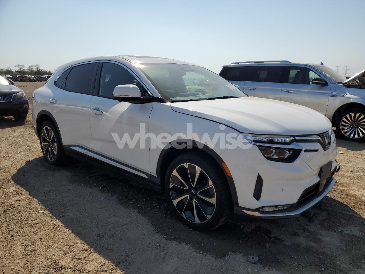 Photo 4 of 2025 VINFAST TRADING AND PRODUCTION LLC VF 8 PLUS (VIN RLLV1AFA4SH009559)