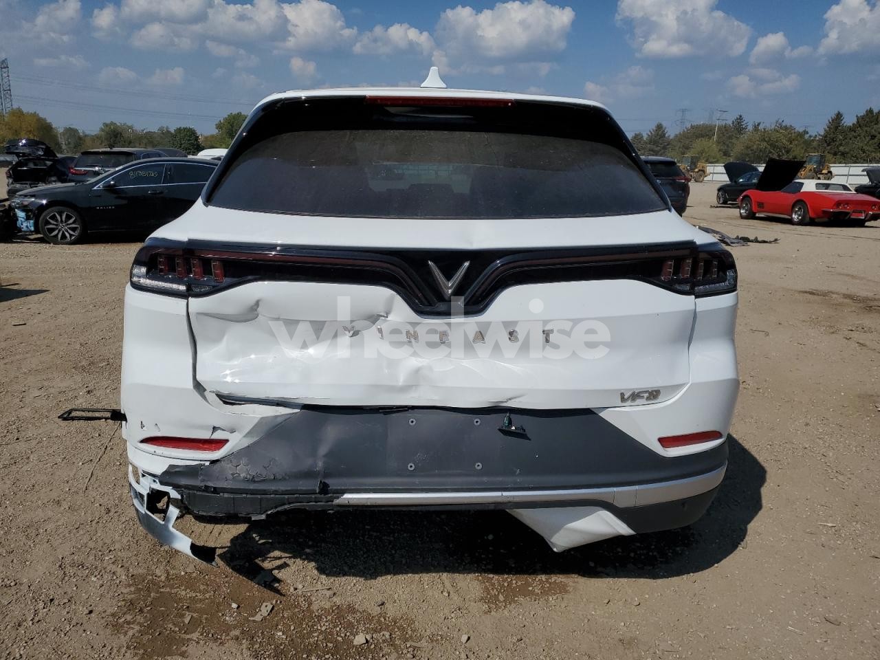 Photo 6 of 2025 VINFAST TRADING AND PRODUCTION LLC VF 8 PLUS (VIN RLLV1AFA4SH009559)