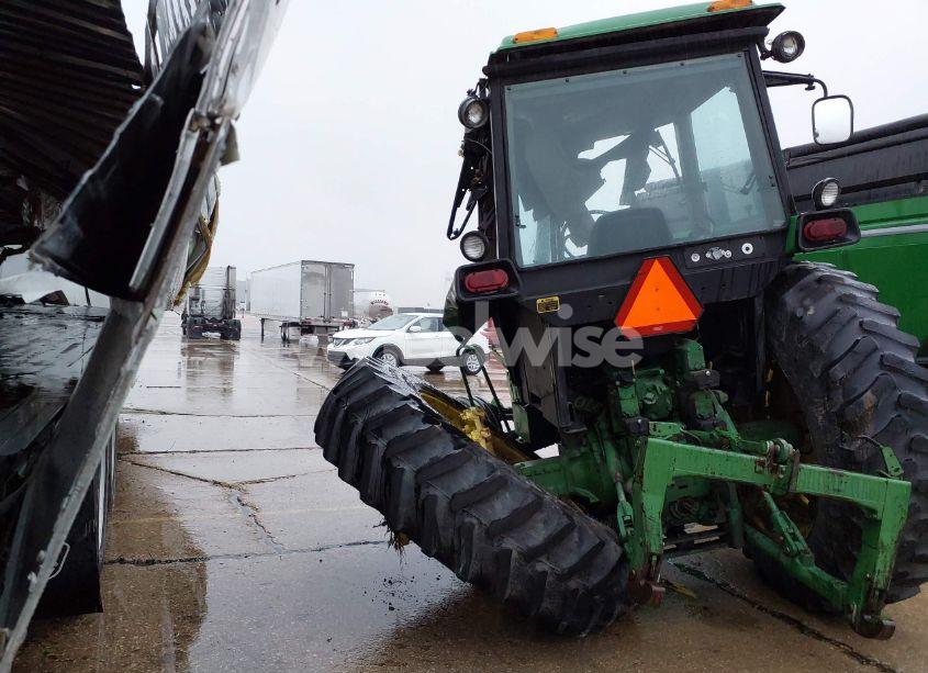 Photo 3 of 1985 John Deere 4450 (VIN ROTSG53003104)