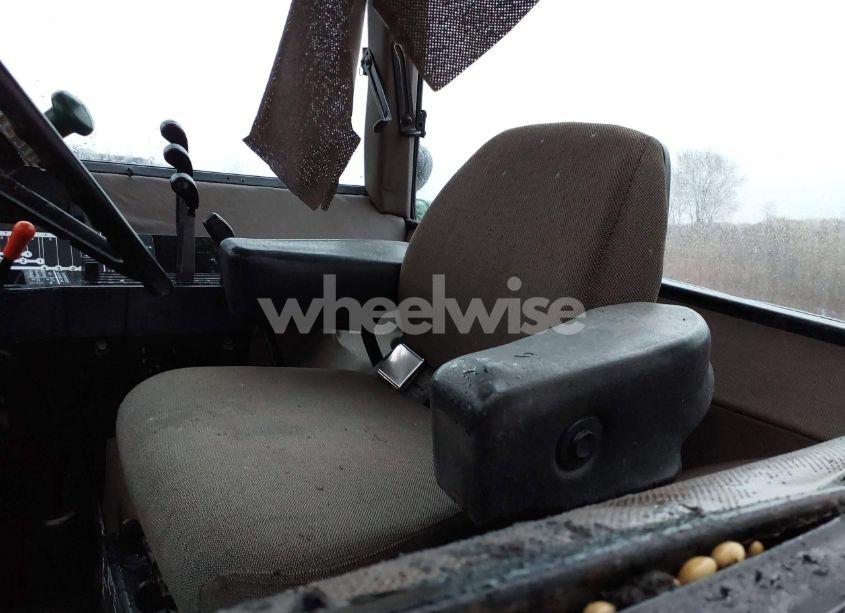 Photo 8 of 1985 John Deere 4450 (VIN ROTSG53003104)