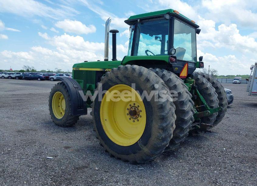 Photo 3 of 1991 John Deere 4955 TRACTOR (VIN RW4955P008599)