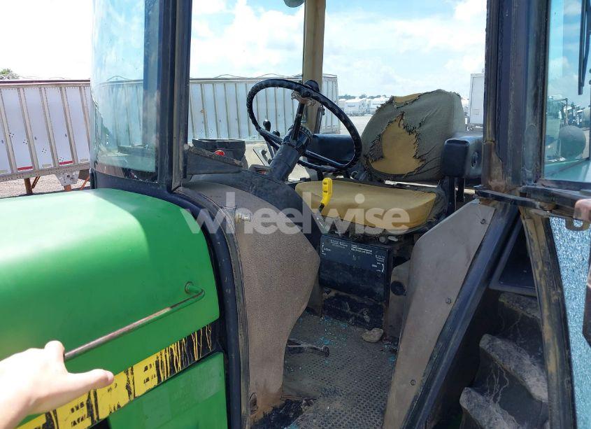 Photo 5 of 1991 John Deere 4955 TRACTOR (VIN RW4955P008599)