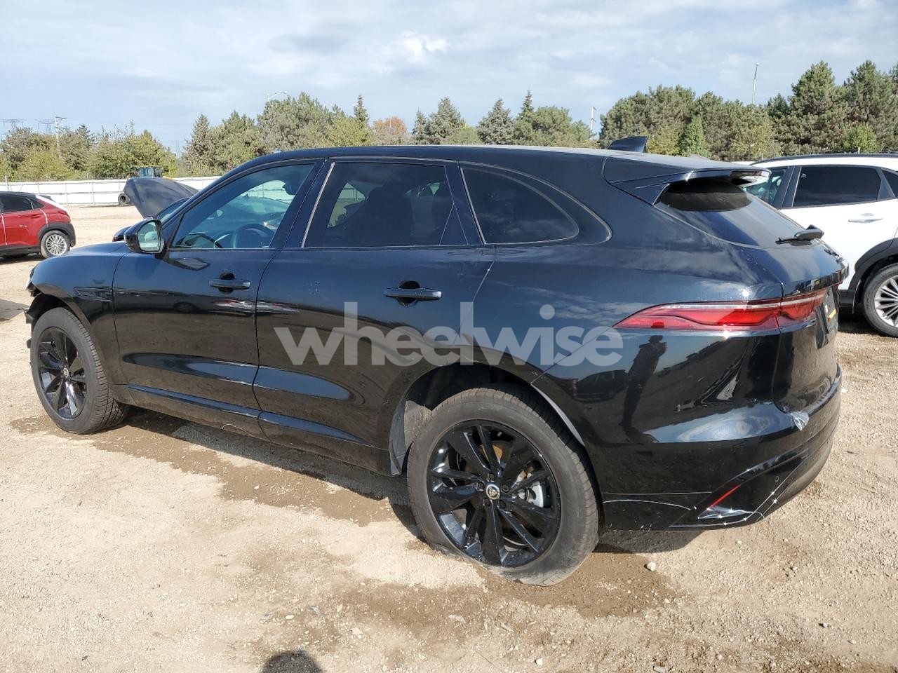 Photo 2 of 2025 JAGUAR F-PACE R-DYNAMIC S N/A (VIN SADCT2EX0SA754264)