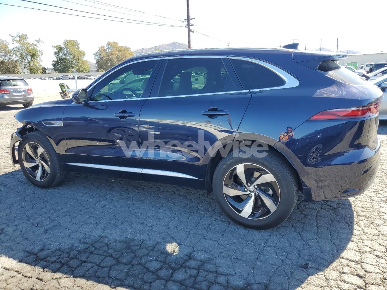 Photo 2 of 2024 JAGUAR F-PACE R-DYNAMIC S N/A (VIN SADCT2EX7RA720428)