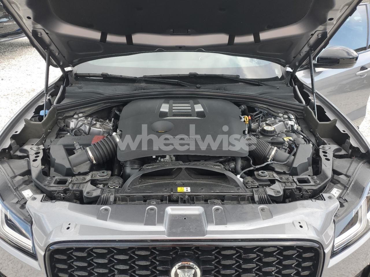 Photo 11 of 2024 JAGUAR F-PACE R-DYNAMIC S N/A (VIN SADCT2FU2RA722446)