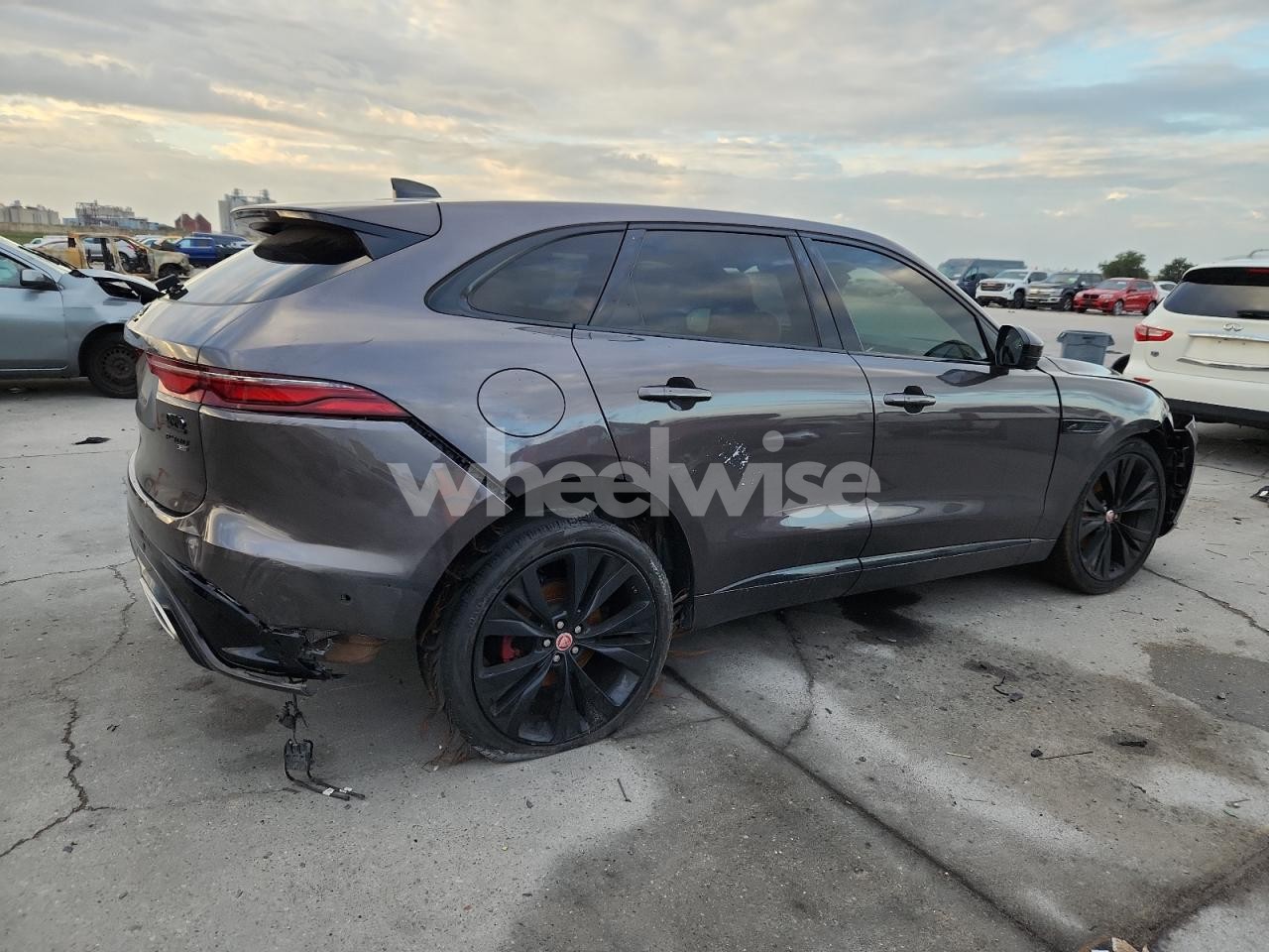 Photo 3 of 2021 JAGUAR F-PACE R-DYNAMIC S (VIN SADCT2FUXMA667723)