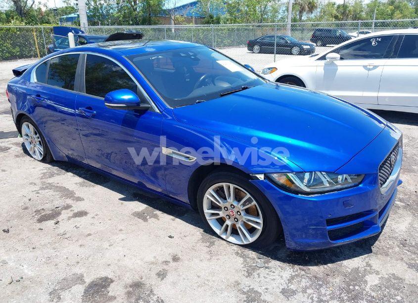 2017 Jaguar Xe 25T PREMIUM (VIN SAJAD4BG5HA971996) main photo