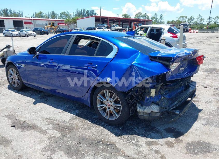 Photo 3 of 2017 Jaguar Xe 25T PREMIUM (VIN SAJAD4BG5HA971996)