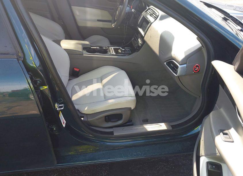 Photo 5 of 2017 Jaguar Xe 35T PREMIUM (VIN SAJAD4BV8HA974695)