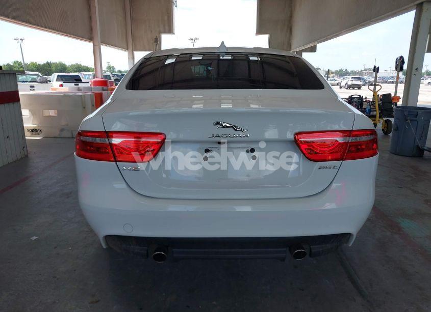 Photo 17 of 2018 Jaguar Xe 25T PREMIUM (VIN SAJAD4FX2JCP23080)
