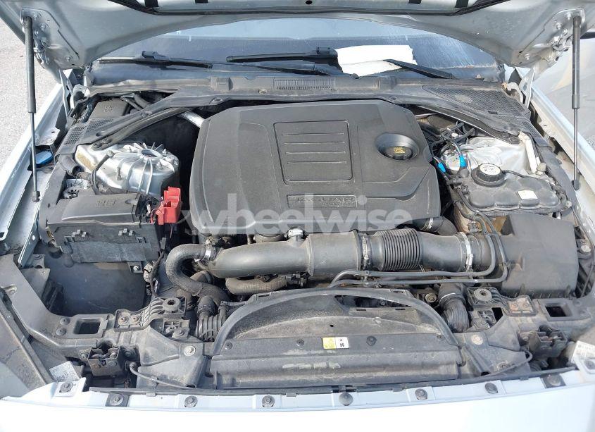 Photo 10 of 2018 Jaguar Xe 25T PREMIUM (VIN SAJAD4FX7JCP34771)