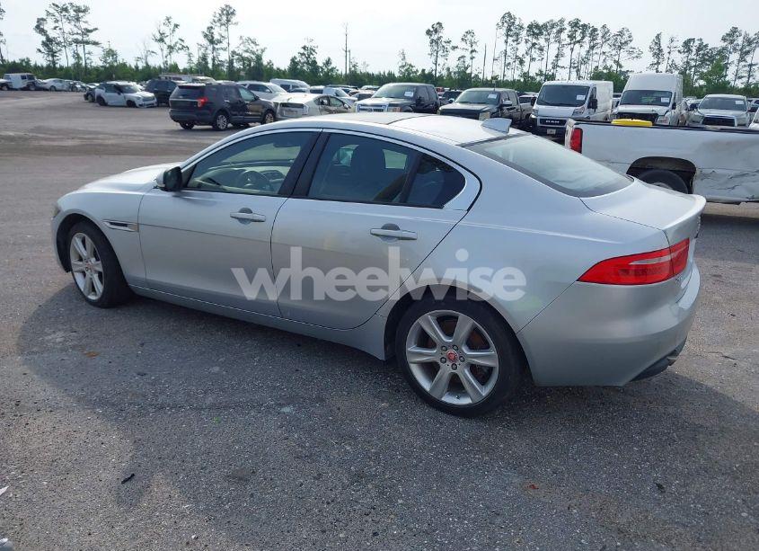 Photo 3 of 2018 Jaguar Xe 25T PREMIUM (VIN SAJAD4FX7JCP34771)