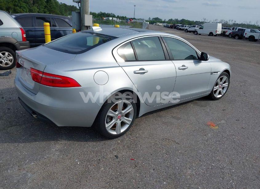 Photo 4 of 2018 Jaguar Xe 25T PREMIUM (VIN SAJAD4FX7JCP34771)