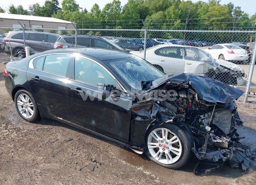 2018 Jaguar Xe 20D PREMIUM (VIN SAJAJ4FN7JCP28038) main photo