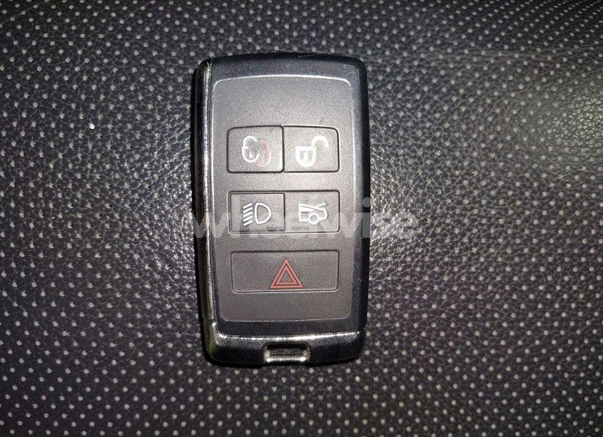 Photo 11 of 2020 Jaguar Xe S AWD AUTOMATIC (VIN SAJAJ4FX3LCP58609)