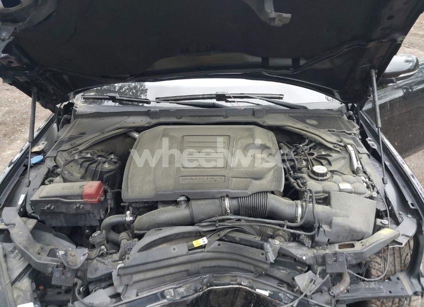 Photo 10 of 2018 Jaguar Xe 25T PRESTIGE (VIN SAJAK4FX2JCP20203)