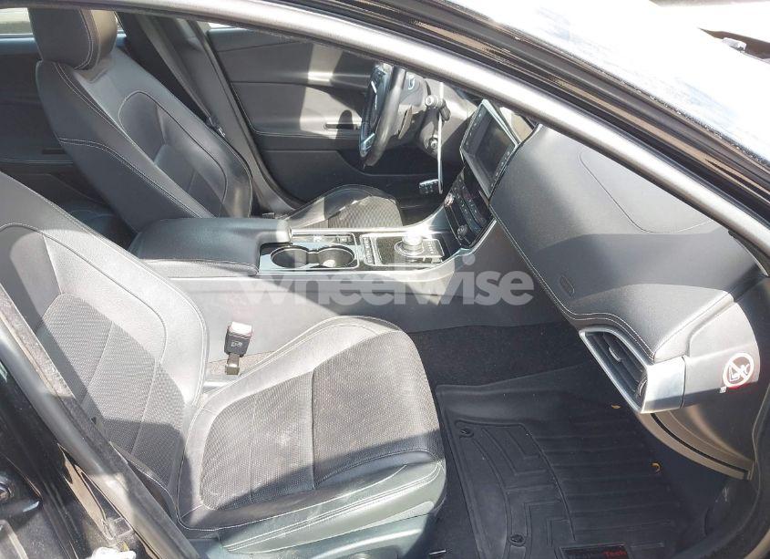 Photo 5 of 2017 Jaguar Xe 35T R-SPORT (VIN SAJAL4BV0HA971633)