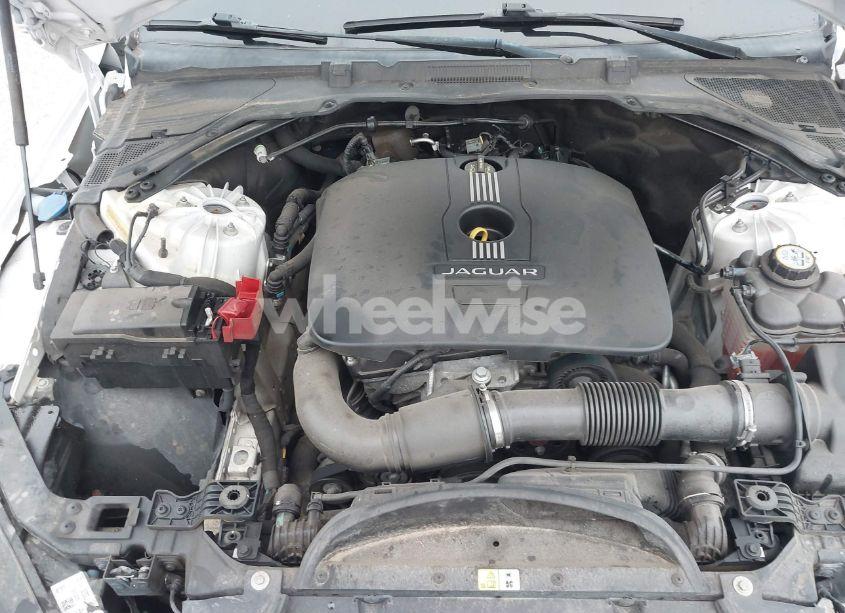 Photo 10 of 2017 Jaguar Xe 25T (VIN SAJAR4BG6HA978750)