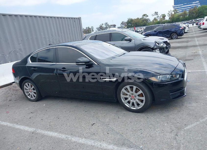 Photo 13 of 2019 Jaguar Xe (VIN SAJAR4FX2KCP47494)