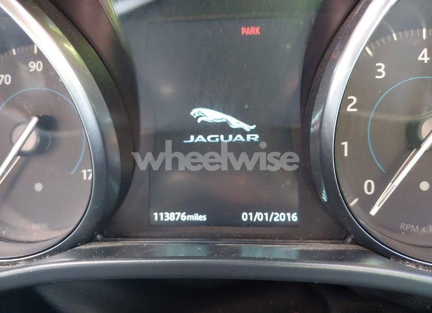 Photo 15 of 2019 Jaguar Xe (VIN SAJAR4FX2KCP47494)
