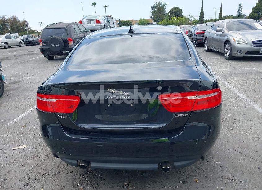 Photo 16 of 2019 Jaguar Xe (VIN SAJAR4FX2KCP47494)