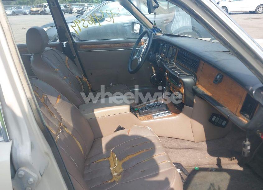 Photo 5 of 1986 Jaguar Xj6 N/A (VIN SAJAV1341GC431953)