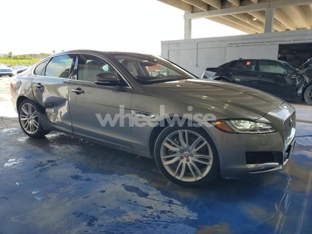 Photo 11 of 2020 JAGUAR XF PRESTIGE (VIN SAJBK4GXXLCY83820)