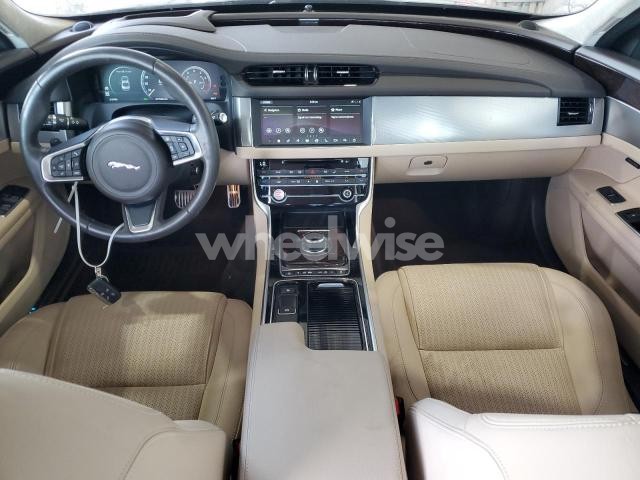 Photo 8 of 2020 JAGUAR XF PRESTIGE (VIN SAJBK4GXXLCY83820)