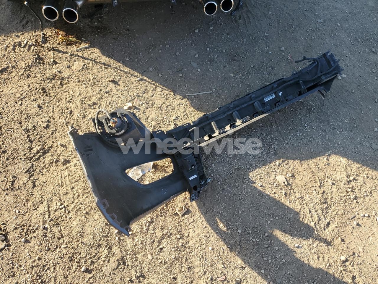 Photo 12 of 2018 JAGUAR F-TYPE R (VIN SAJD51EE7JCK48907)