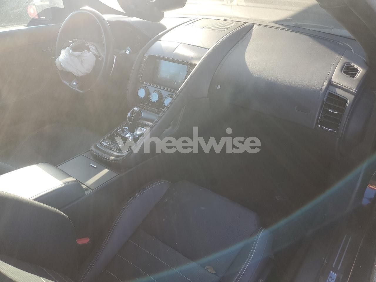 Photo 8 of 2018 JAGUAR F-TYPE R (VIN SAJD51EE7JCK48907)