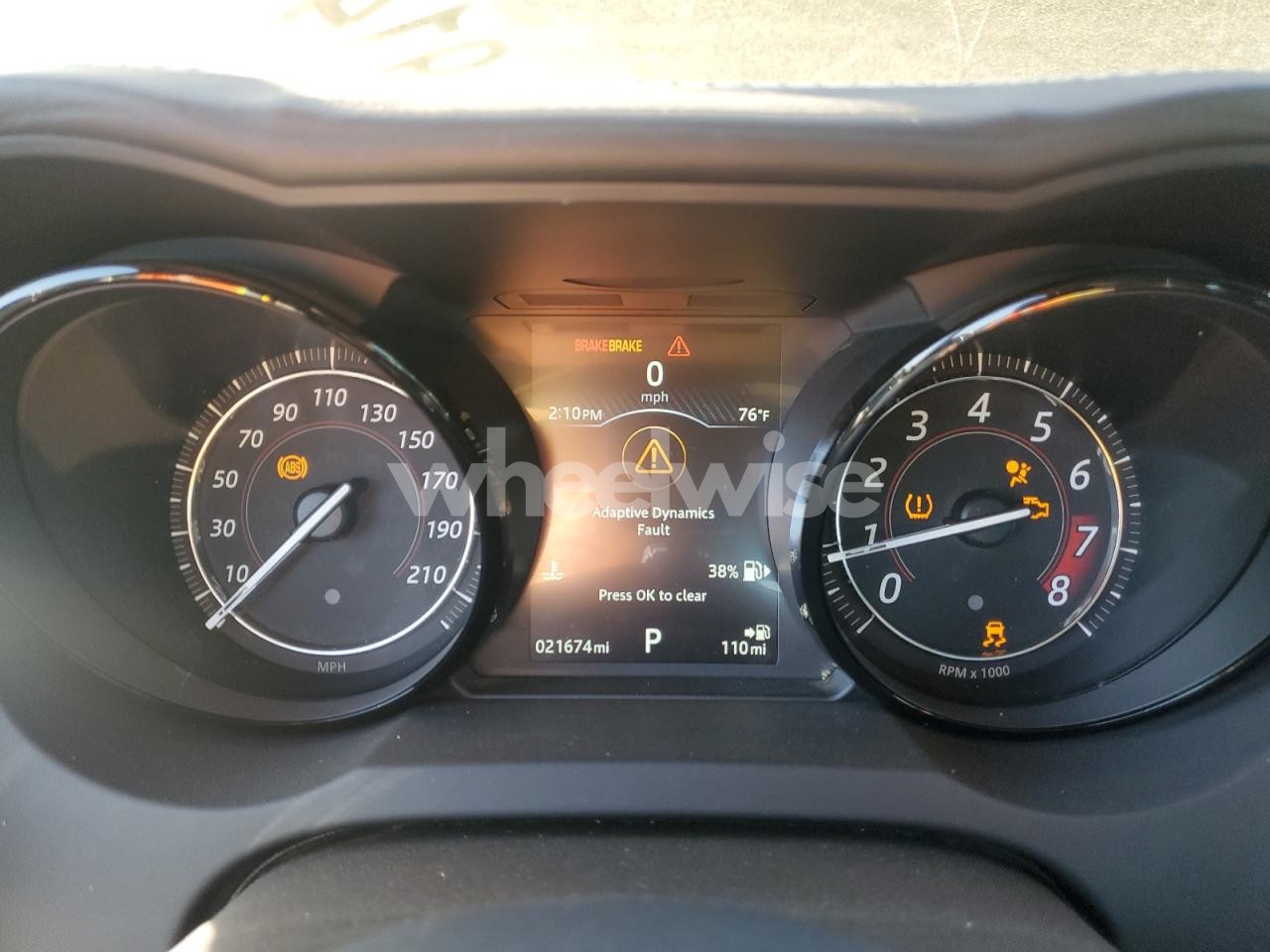 Photo 9 of 2018 JAGUAR F-TYPE R (VIN SAJD51EE7JCK48907)