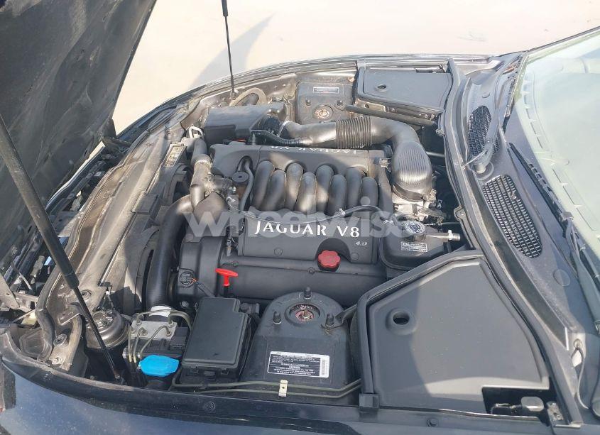 Photo 10 of 1999 Jaguar Xk8 (VIN SAJGX2040XC038590)