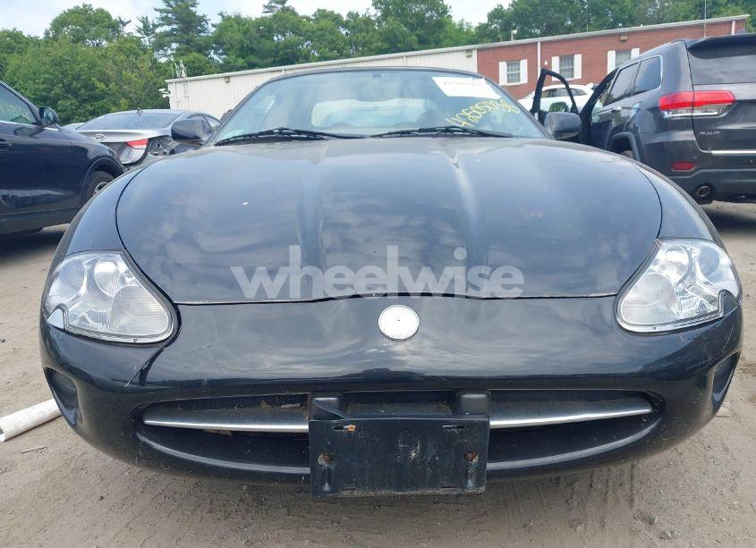 Photo 6 of 1999 Jaguar Xk8 (VIN SAJGX2042XC040972)