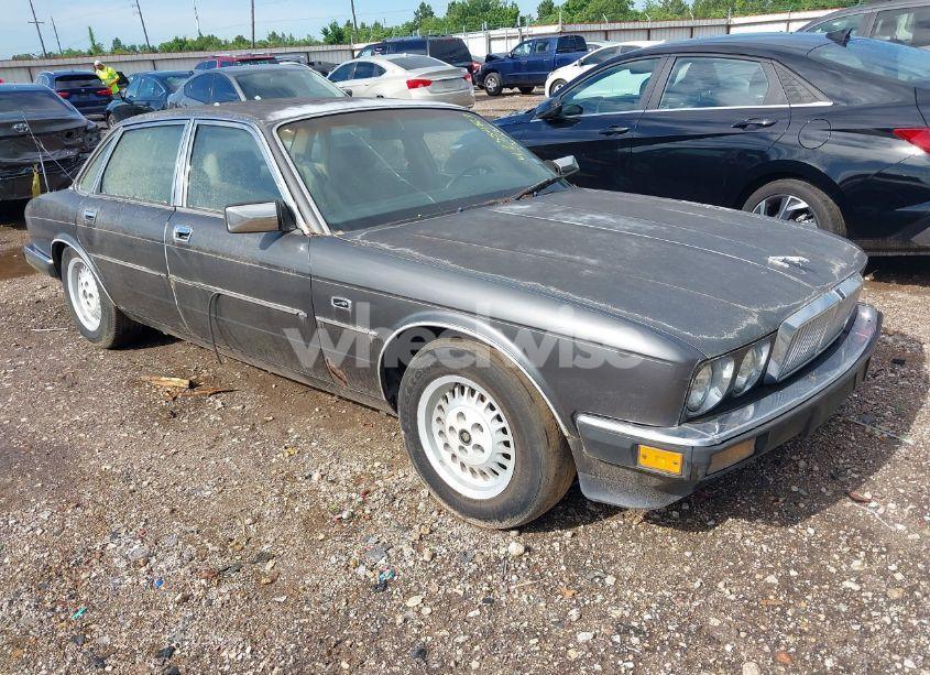 1988 Jaguar Xj6 (VIN SAJHV1543JC519549) main photo
