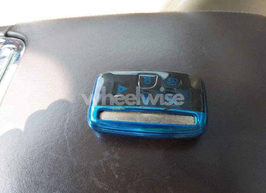 Photo 11 of 2011 Jaguar Xj (VIN SAJWA1CBXBLV04536)