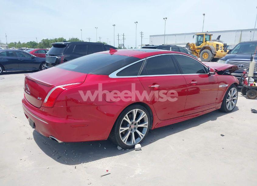 Photo 4 of 2015 Jaguar Xj (VIN SAJWA1CZ6F8V84696)
