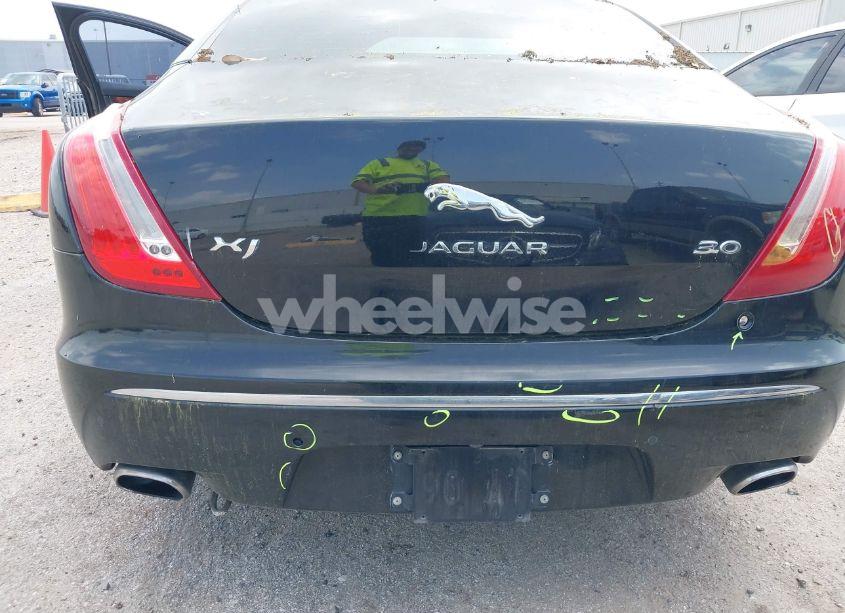 Photo 6 of 2014 Jaguar Xj (VIN SAJWA1CZ9E8V60522)
