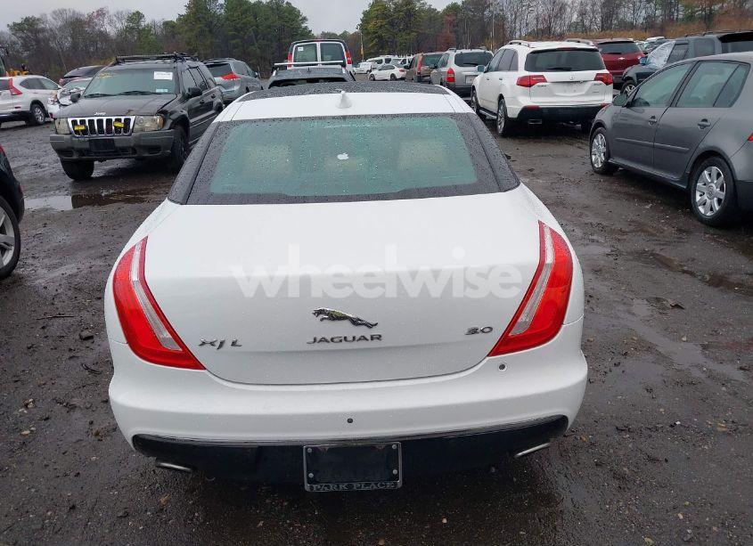 Photo 16 of 2017 Jaguar Xj XJL PORTFOLIO (VIN SAJWA2G73H8W04310)