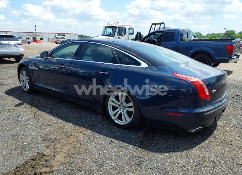 Photo 3 of 2011 Jaguar Xj XJL (VIN SAJWA2GB9BLV06939)