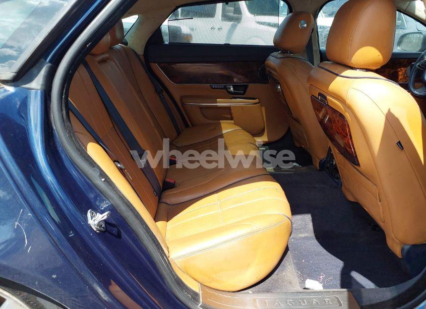 Photo 8 of 2011 Jaguar Xj XJL (VIN SAJWA2GB9BLV06939)