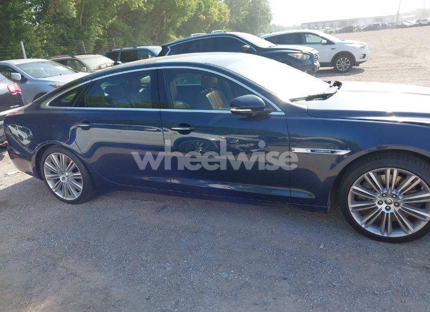 Photo 13 of 2013 Jaguar Xj XJL SUPERCHARGED (VIN SAJWA2GE8DMV43164)