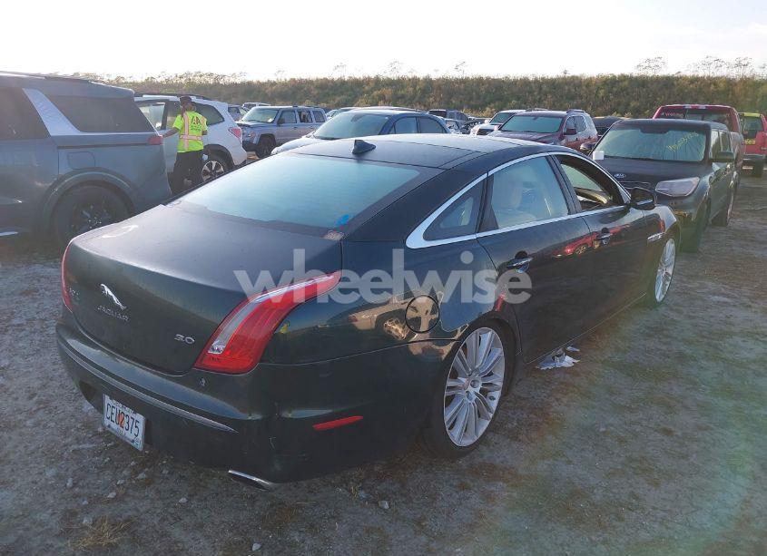 Photo 4 of 2015 Jaguar Xj XJL PORTFOLIO (VIN SAJWA2GZ3F8V85384)