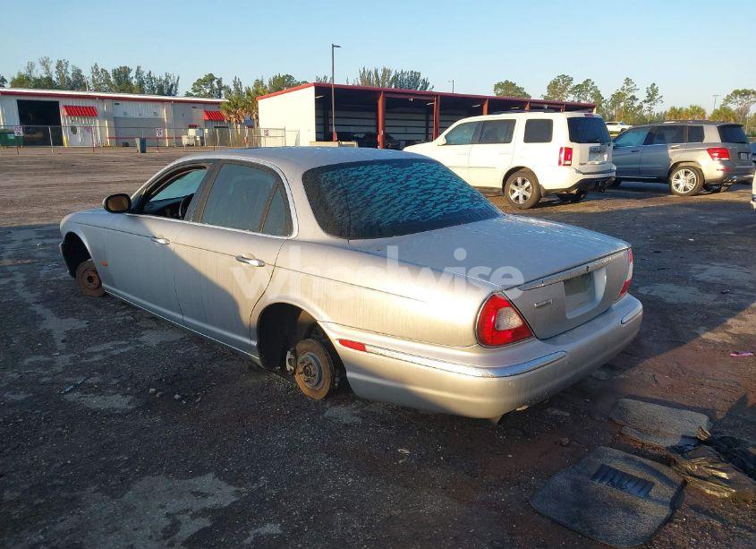 Photo 3 of 2006 Jaguar Xj XJ8 (VIN SAJWA71B76SH02995)