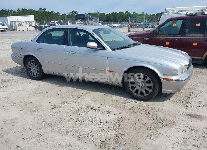 2004 Jaguar Xj XJ8 (VIN SAJWA71C24SG32778) main photo