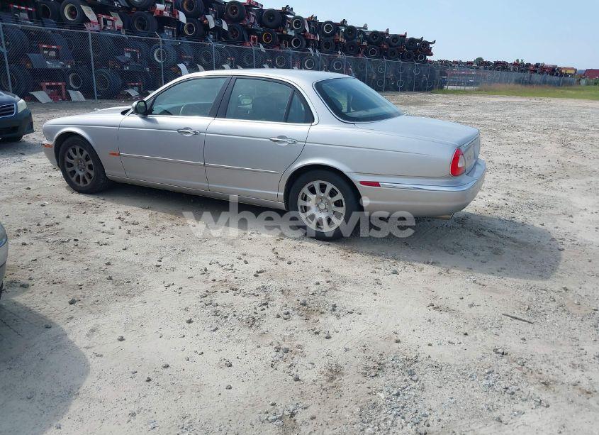 Photo 3 of 2004 Jaguar Xj XJ8 (VIN SAJWA71C24SG32778)