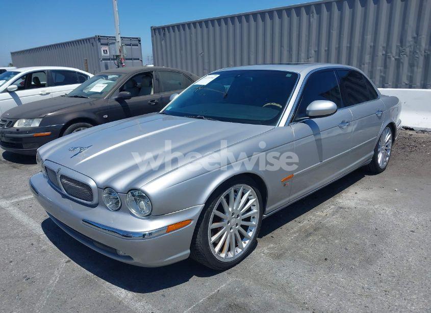 Photo 2 of 2004 Jaguar Xj XJR (VIN SAJWA73B94TG30153)